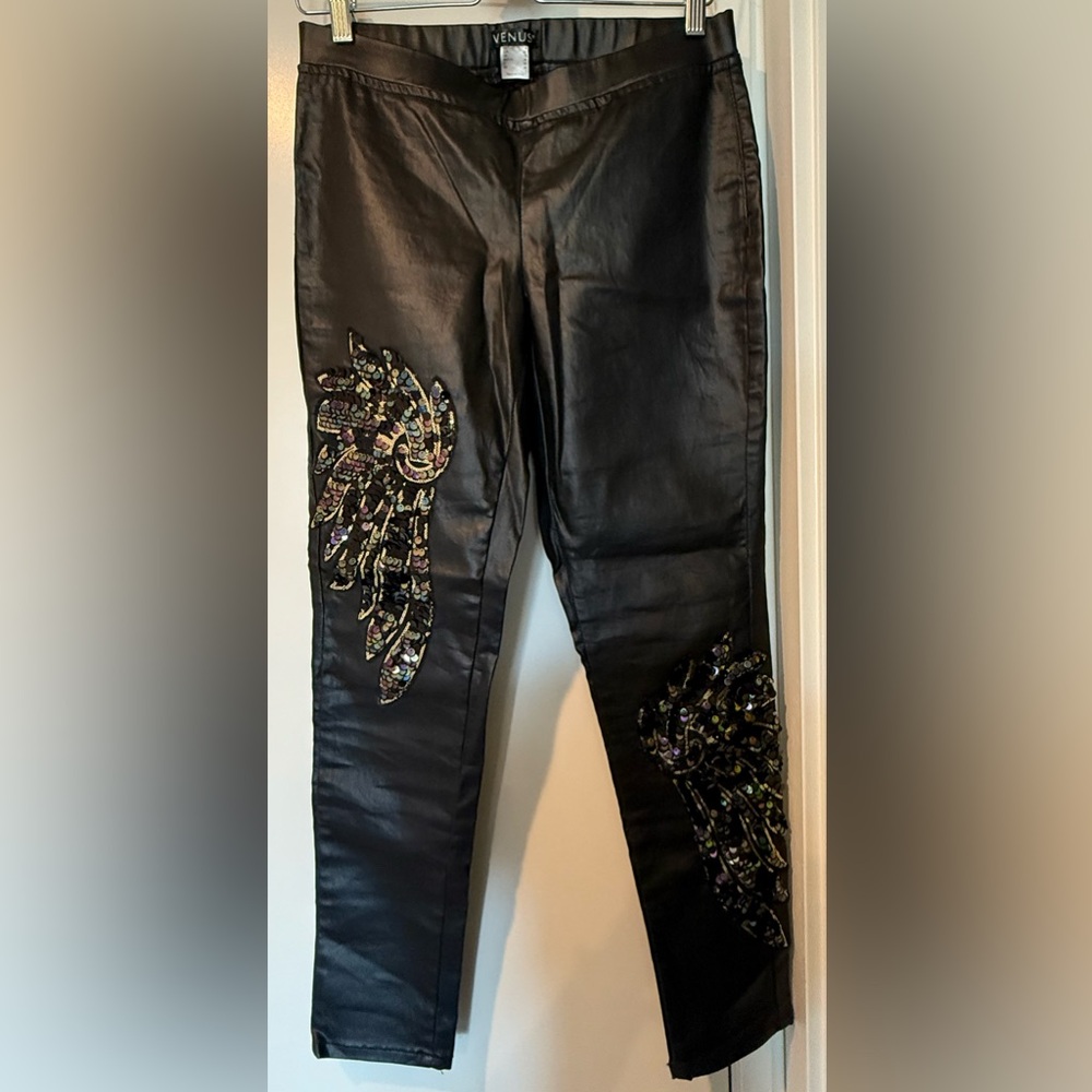 VENUS Black Leggings Sleek with Sequin Detail